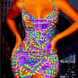 Brand new party dress very cute and body on form